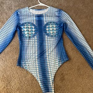 S/XS printed Bodysuit top